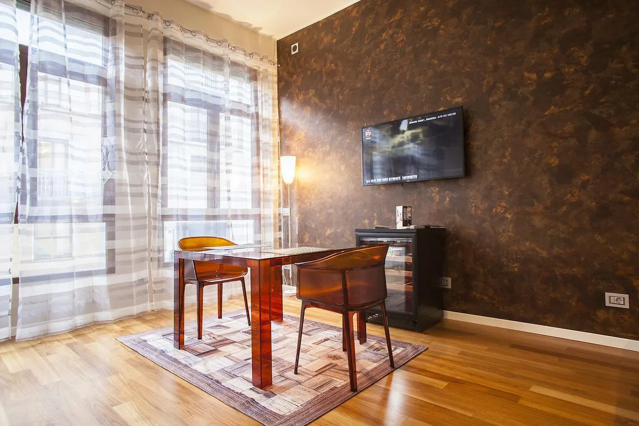 Hemeras Boutique Homes - Design Apartments Near Duomo Cathedral Mailand