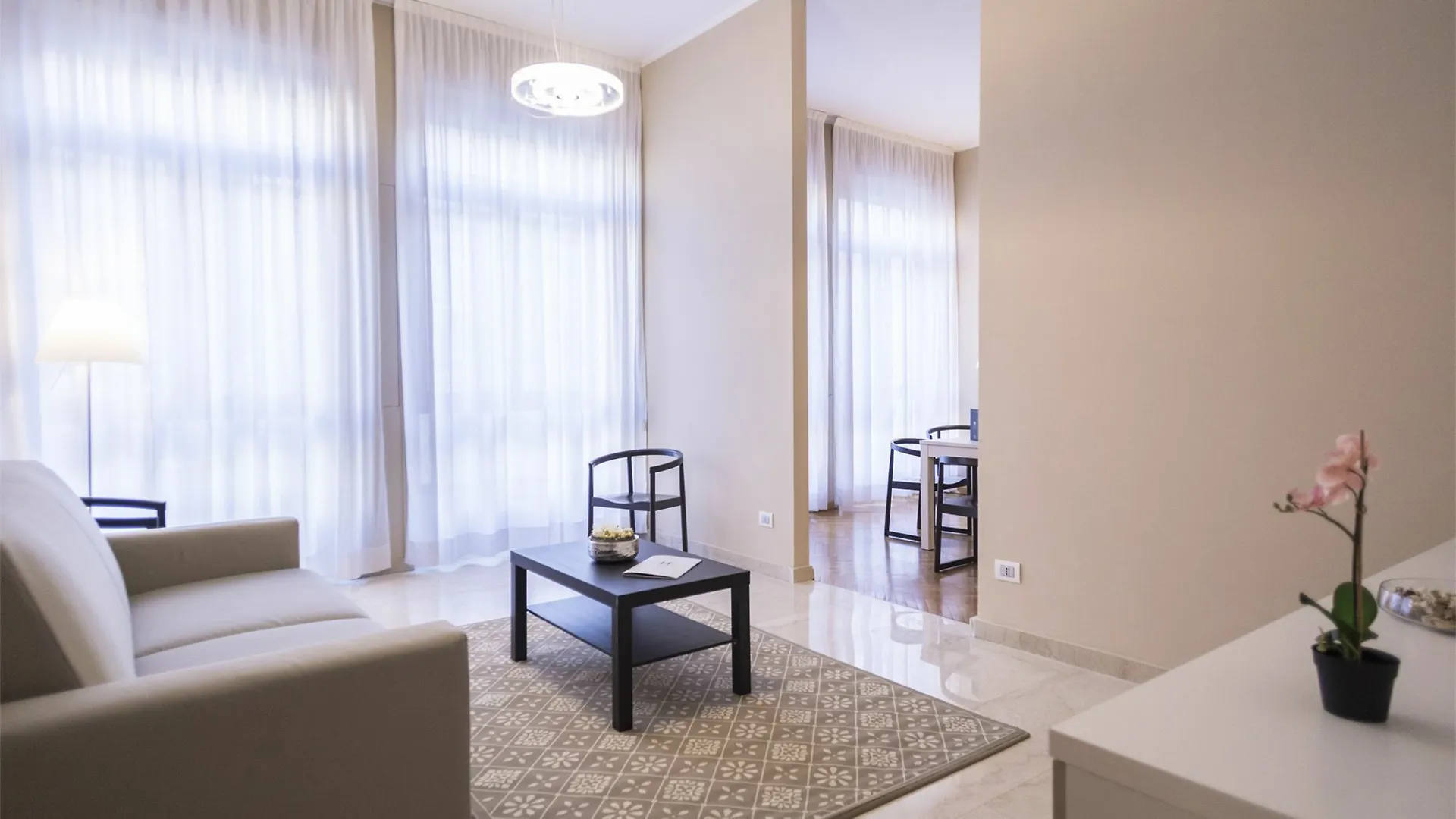 Hemeras Boutique Homes - Design Apartments Near Duomo Cathedral Μιλάνο Ιταλία