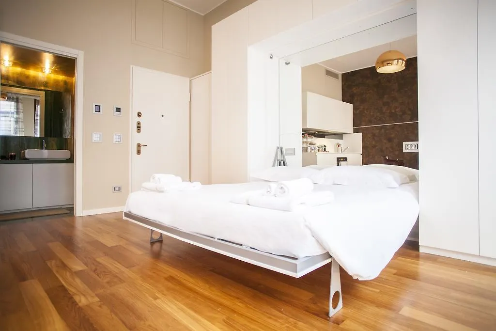 Hemeras Boutique Homes - Design Apartments Near Duomo Cathedral Mediolan 0*,  Włochy