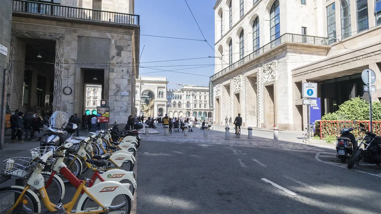 Hemeras Boutique Homes - Design Apartments Near Duomo Cathedral Mediolan