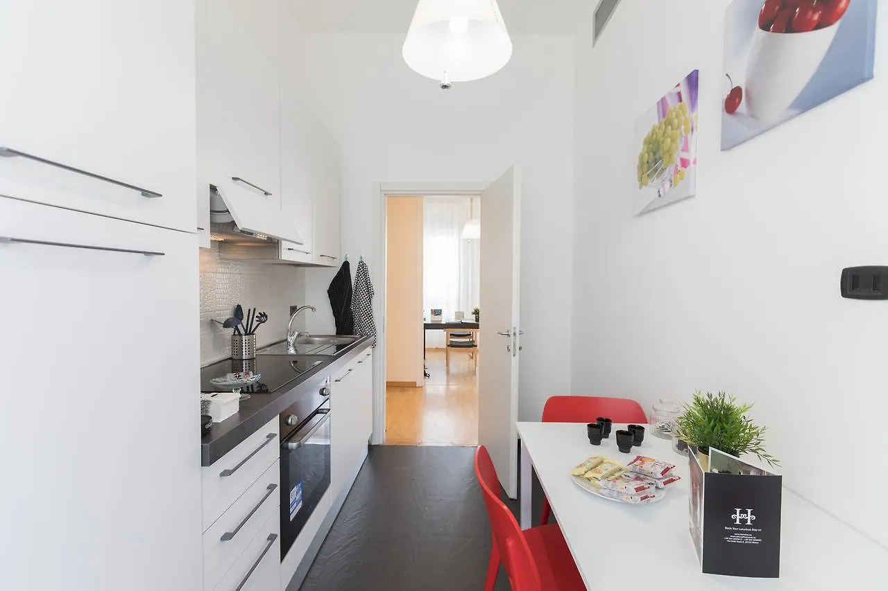 Hemeras Boutique Homes - Design Apartments Near Duomo Cathedral Mediolan Włochy