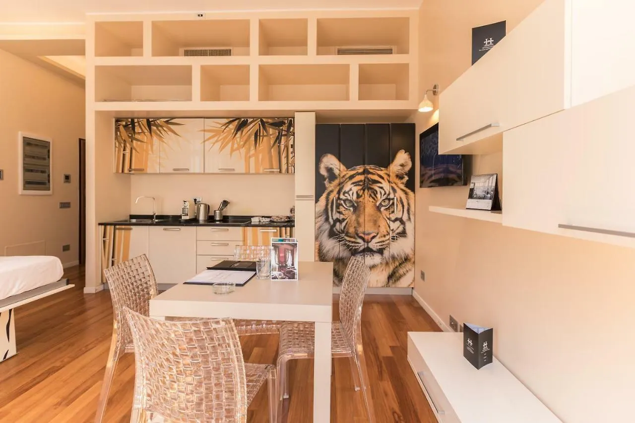 Hemeras Boutique Homes - Design Apartments Near Duomo Cathedral Mediolan
