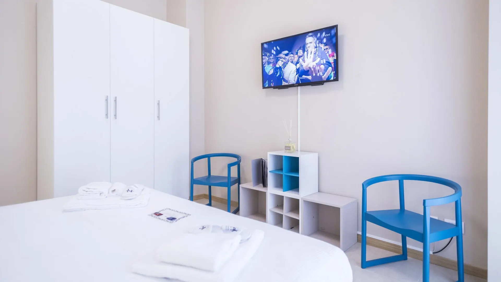 Hemeras Boutique Homes - Design Apartments Near Duomo Cathedral Mediolan