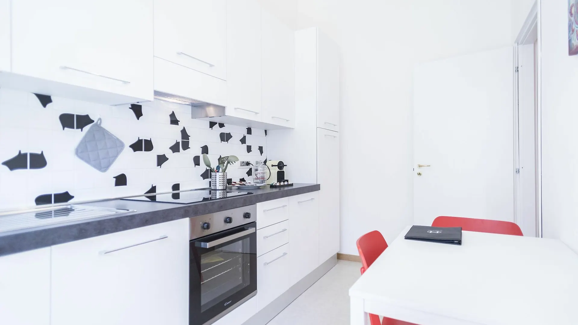 Hemeras Boutique Homes - Design Apartments Near Duomo Cathedral Mediolan