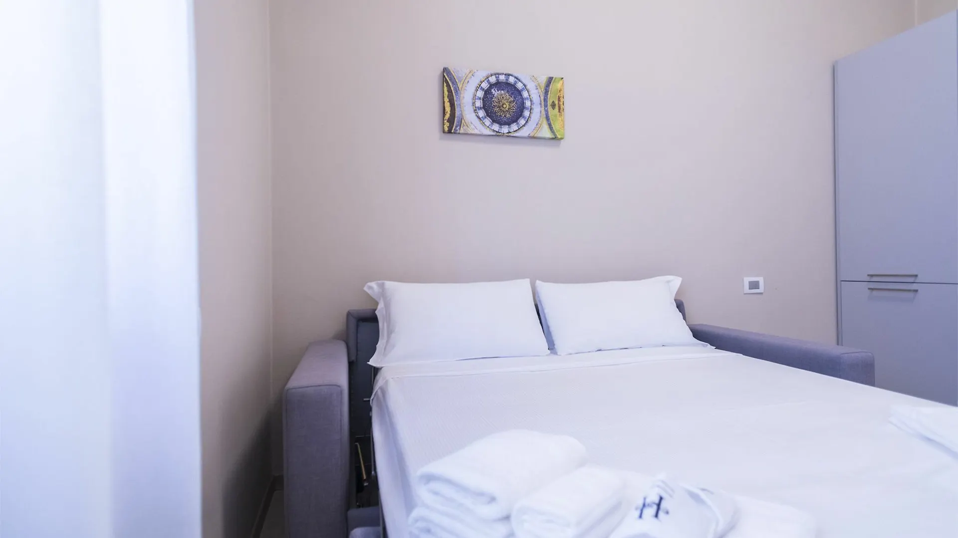 Hemeras Boutique Homes - Design Apartments Near Duomo Cathedral Mediolan