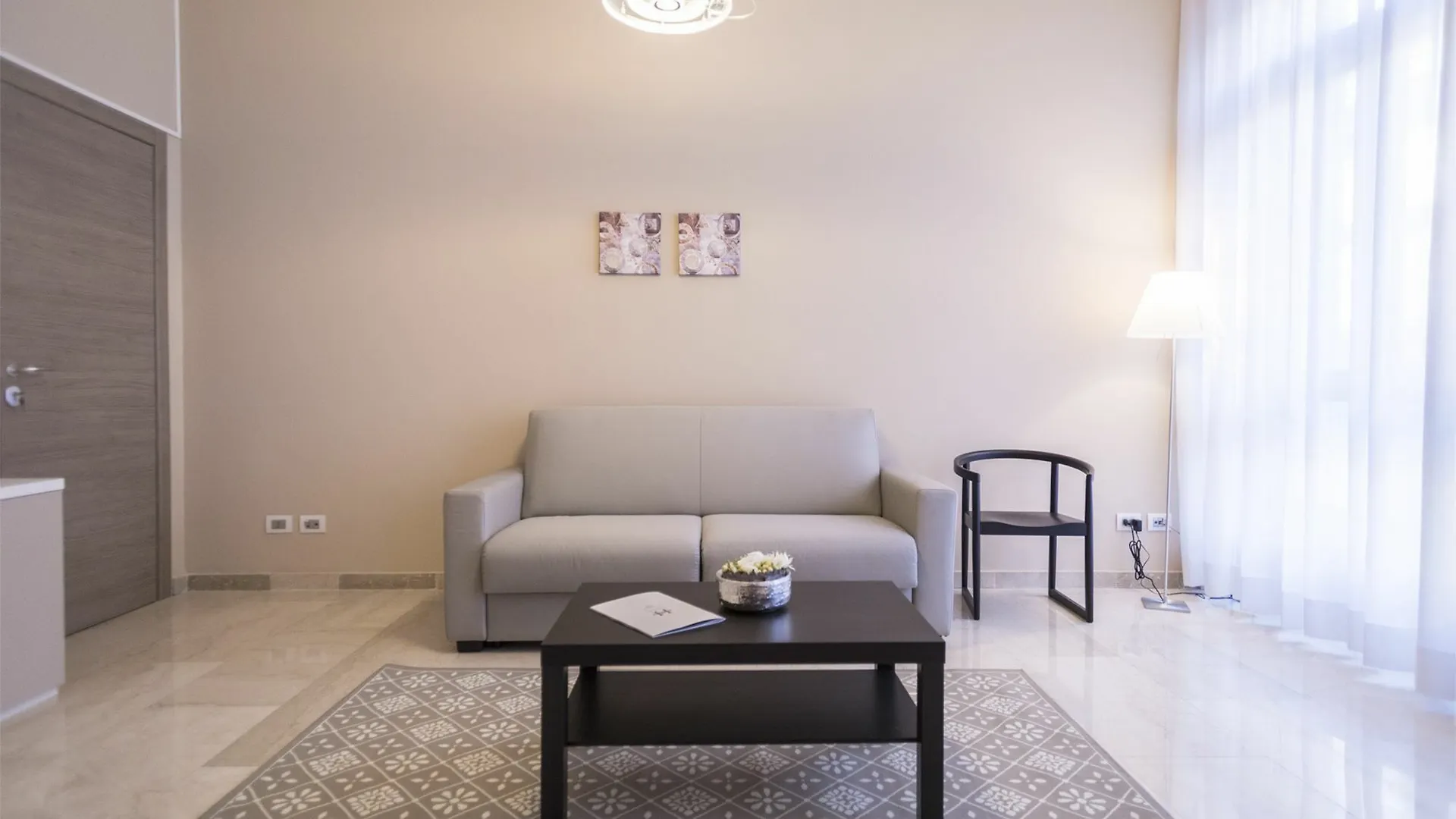 Hemeras Boutique Homes - Design Apartments Near Duomo Cathedral Mediolan Włochy